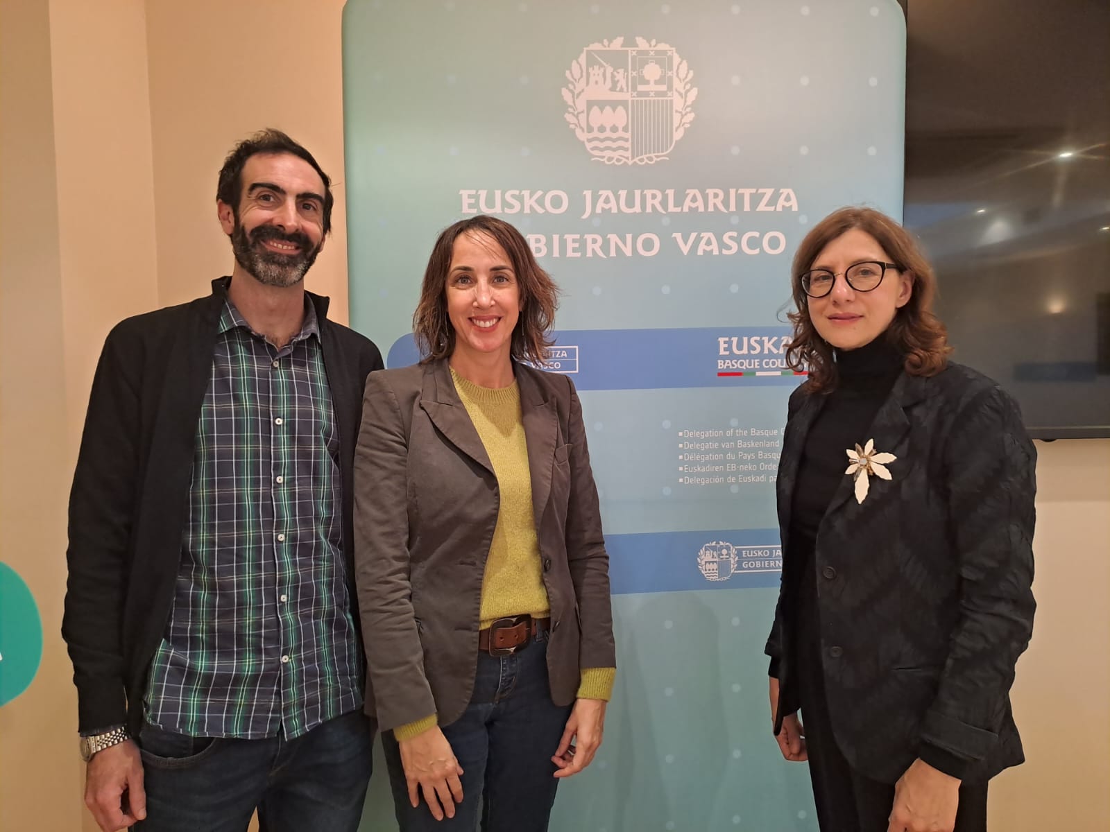 Unai Aberasturi, Ainara Ugalde y Marta Mar&iacute;n 