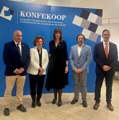 
      230510_Asamblea_Konfekoop_6.jpg
    