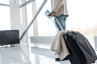 
      aeropuerto_foto_stock.png
    