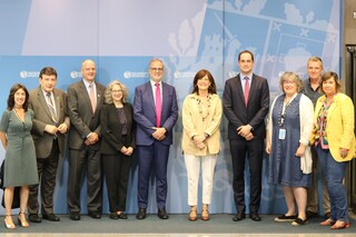 
      Las delegaciones USA y de Euskadi, en la sede del Gobierno Vasco en Lakua
    