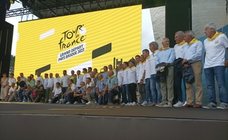 
      presentacion_equipos_tour.jpg
    