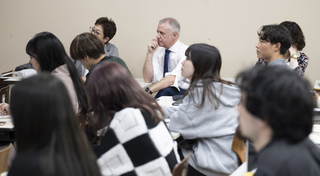 Imagen del artículo Viaje a Japón: El Lehendakari ha participado en un encuentro con estudiantes japoneses que aprenden euskara