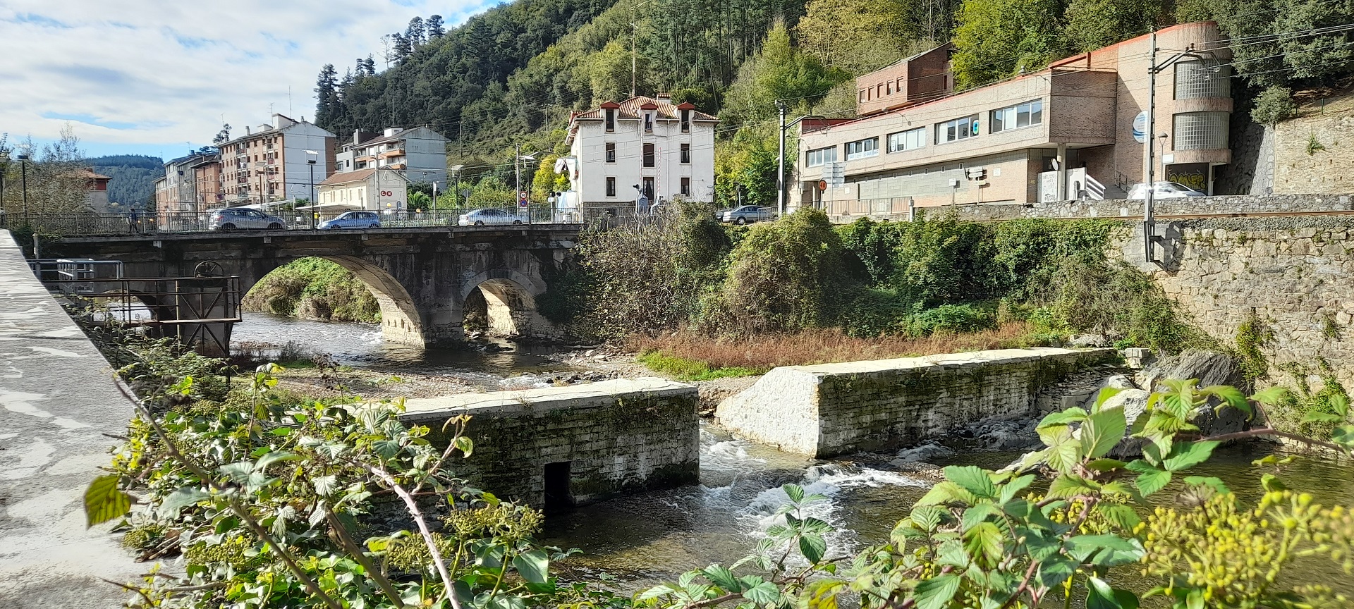 Tras la actuaci&oacute;n en G&uuml;e&ntilde;es