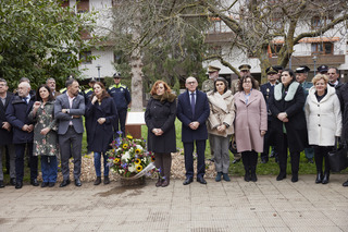Imagen del artículo Nerea Melgosa asiste a la inauguración de los jardines dedicados a Miguel Angel Blanco, concejal asesinado por ETA