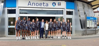 Imagen del artículo Euskotren patrocinará otros cuatro años al primer equipo de baloncesto femenino del C.D. Ibaeta