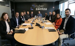 Imagen del artículo Javier Diéguez preside la constitución del Consejo Consultivo de  Cyberzaintza