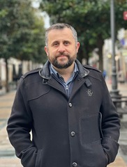 
      Alberto_Alonso.jpeg
    