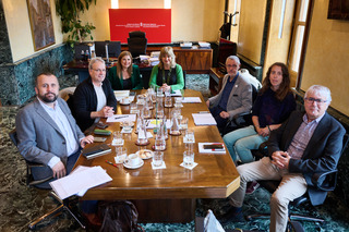 
      Reunion_Navarra_8628.jpg
    