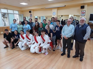 
      En la sede de Bizkaiko Dantzarien Biltzarra, en Bilbao.
    