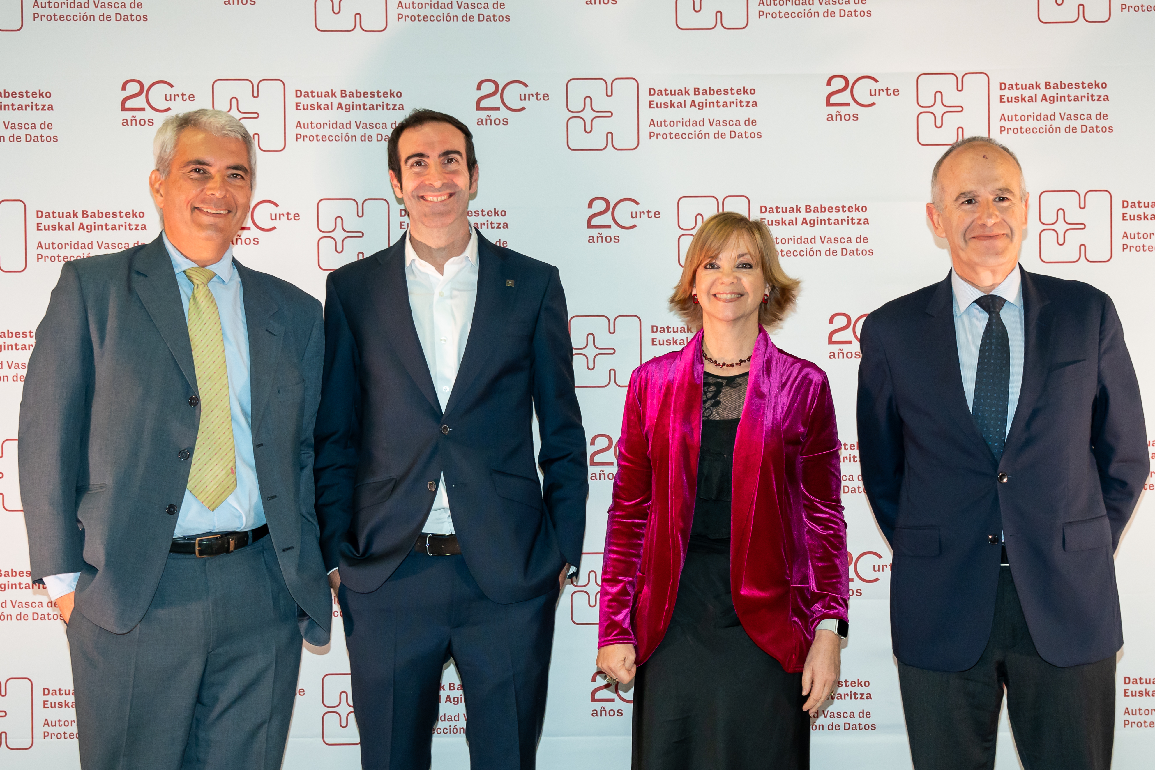 Datuak Babesteko Estatuko Agintariak