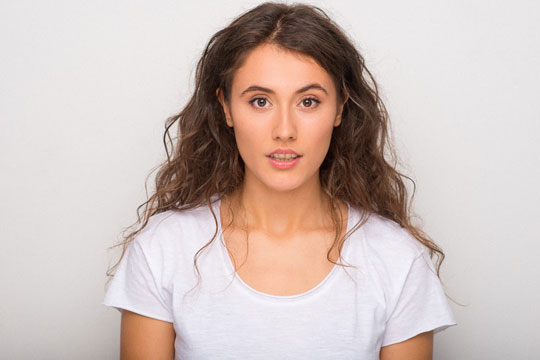 La dramaturga Silvia Larrauri gana el primer premio en los Premios de Textos Teatrales FATEZ 2025