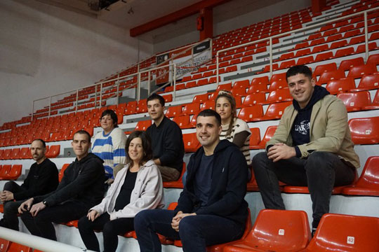 Ya están preparados los ocho finalistas del Campeonato de Bertsolaris de Bizkaia Ya están preparados los ocho finalistas del Campeonato de Bertsolaris de Bizkaia