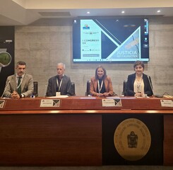 
      CONGRESO_JUSTICIA_RESTAURATIVA_2510094.jpg
    