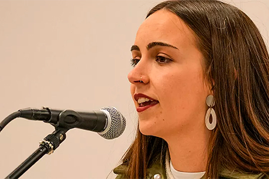 Aroa Arrizubieta gana la primera cita del Campeonato de Bertsolaris de &Aacute;lava en Oy&oacute;n