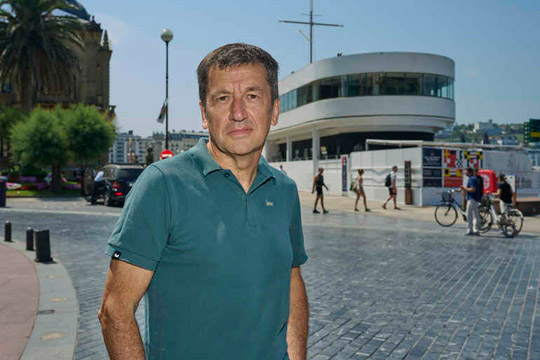 Joxan Oiz Arruti se adentrará en la historia de dos arquitectos vascos del siglo XX en una novela escrita con la Beca Xabier Lete a la Creación Literaria en Euskera 2026 Joxan Oiz Arruti se adentrará en la historia de dos arquitectos vascos del siglo XX en una novela escrita con la Beca Xabier Lete a la Creación Literaria en Euskera 2026