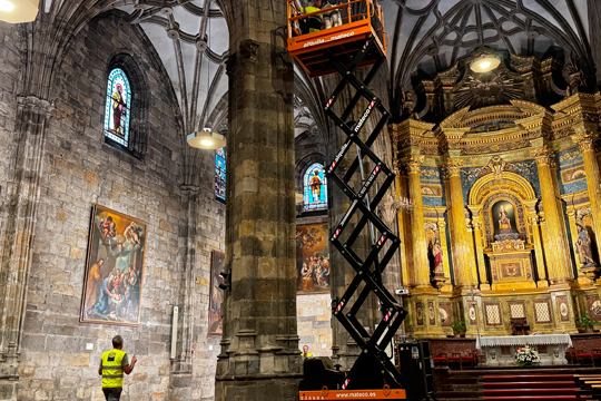 Bego&ntilde;ako basilikan indusketa arkeologikoa egin aurreko lanak hasi dira