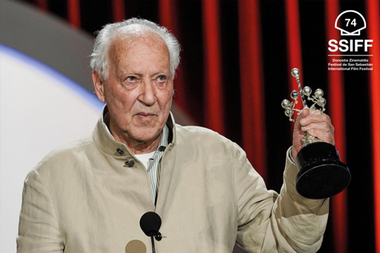 Werner Herzog recibe el Premio Donostia en una gala inaugural que alza la voz por la defensa de los derechos humanos y la libertad de expresión Werner Herzog recibe el Premio Donostia en una gala inaugural que alza la voz por la defensa de los derechos humanos y la libertad de expresión