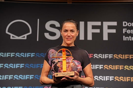 Patricia López Arnaiz, Premio Gure Zinema, celebra el "maravilloso momento" del cine vasco y pide cuidar "ese tesoro que tenemos" Patricia López Arnaiz, Premio Gure Zinema, celebra el "maravilloso momento" del cine vasco y pide cuidar "ese tesoro que tenemos"