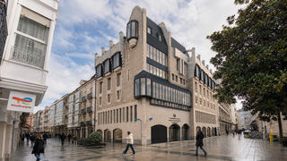 Exterior2.jpg
