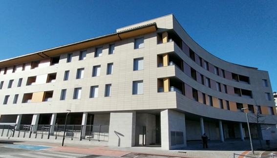 Alokabide entrega una promoci&oacute;n de 42 viviendas de alquiler social en Amurrio, Araba