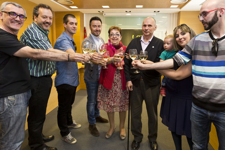 Homenaje a Encarni Alvarez durante el Txakoli Eguna de Amurrio