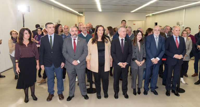 El Lehendakari inaugura la exposici&oacute;n "Vivir sin miedo / Vivir con memoria"
