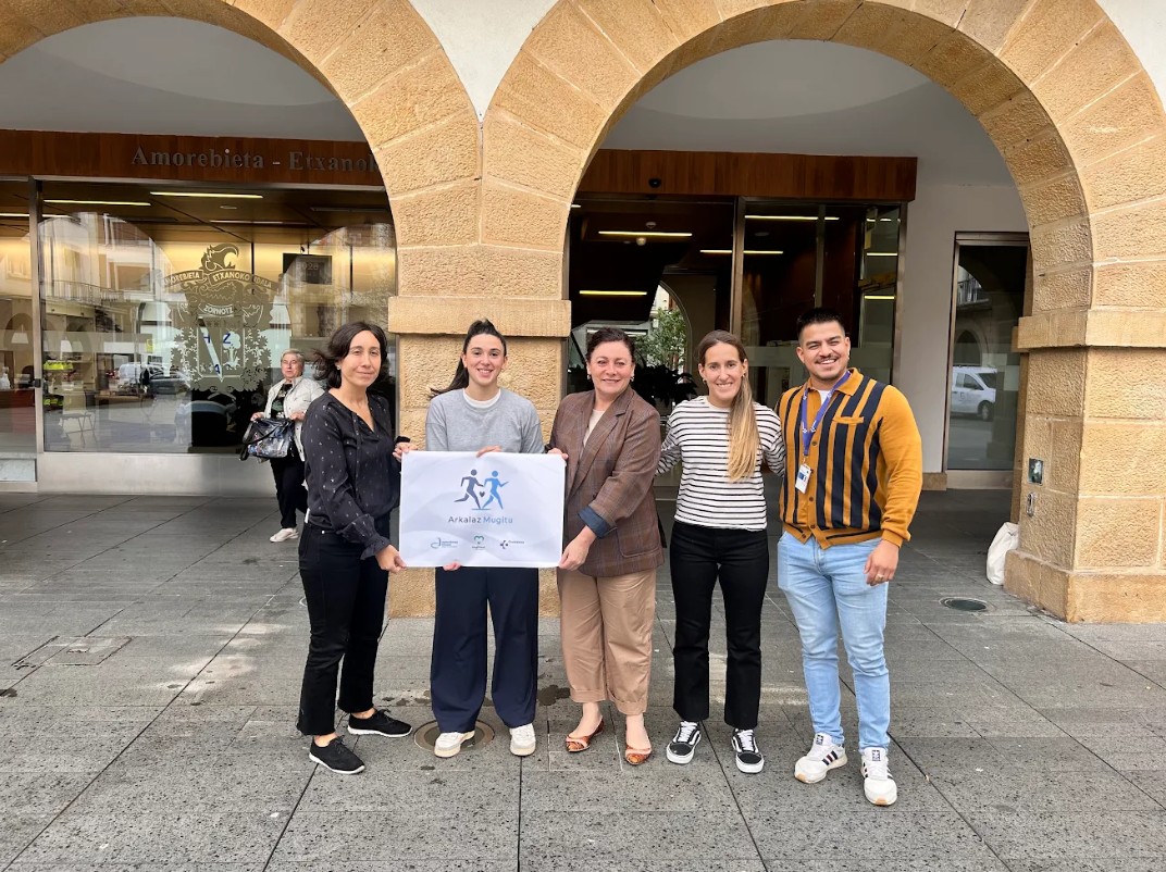Arkalaz Mugitu orientazio zerbitzua aurkeztu da