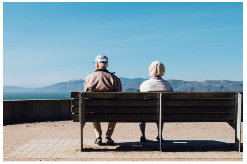 Análisis de los modelos de cuidados de larga duración para personas mayores en Australia