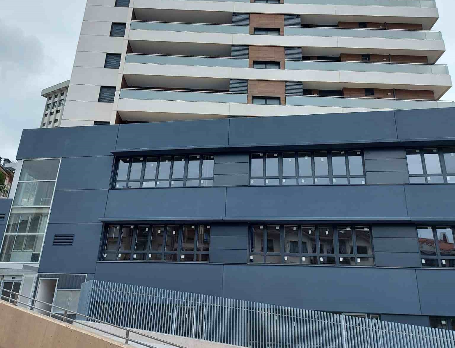 Visesa inicia la venta de 7 garajes, en plena propiedad, en Aldapeta Kalea n&ordm; 1-3 en Zarautz por el sistema de subasta.