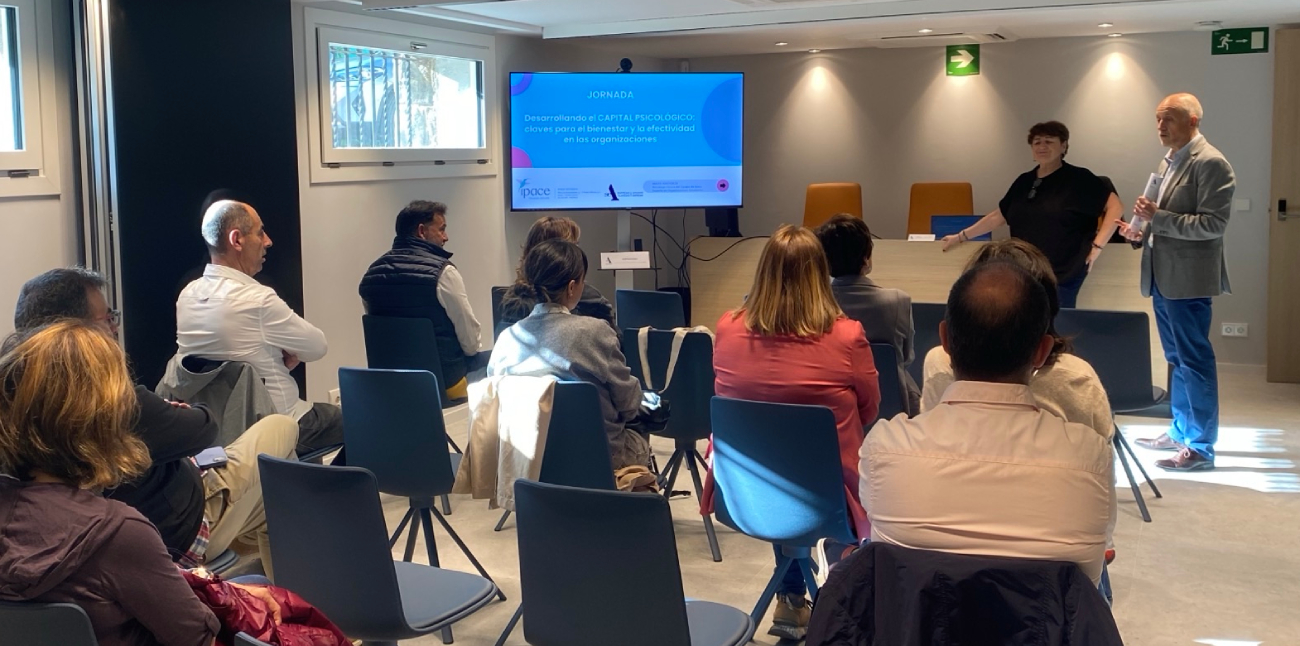 Osalanek kapital psikologikoari buruzko jardunaldi bat babesten du, SEAk antolatuta