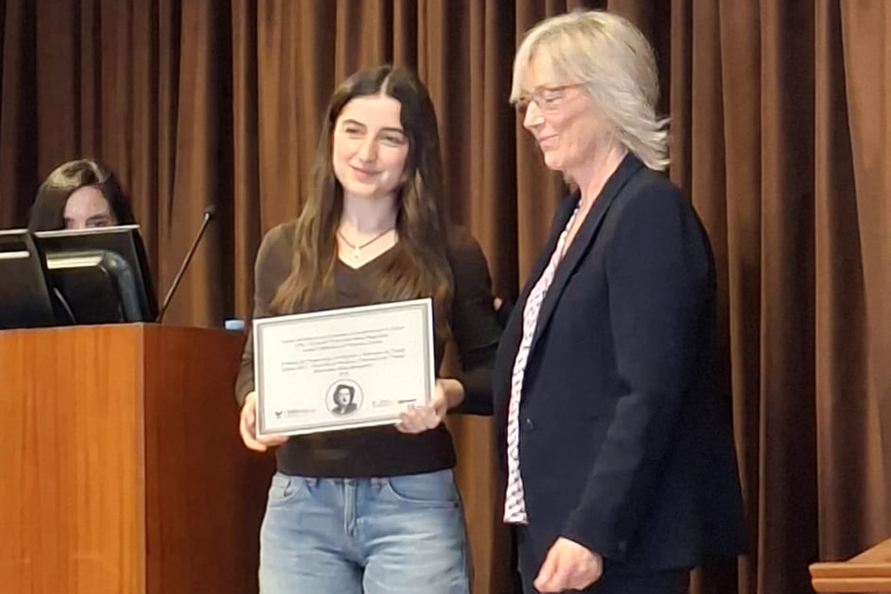 Laneko Medikuntza eta Erizaintzako UPV/EHU - OSALAN Mar�a Isabel Bilbao Bengoechea Katedrako 2025eko Erronkak sarien banaketa