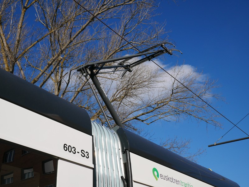 Gasteizko tranbiaren pantografoa