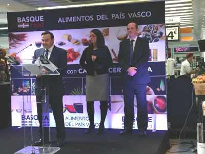 Bittor Oroz, El Pinar-eko Carrefour zentroan (Madril)