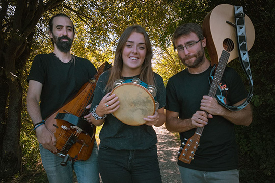 Aitzina Folk 2020: SarraBete