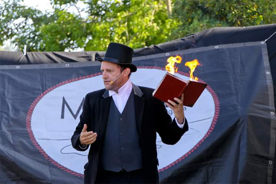 Bilbao Magikoa Jaialdia 2022 (Kultur Gabonak Bilbao): WINSTON COPPELAND "Winston Coppeland-en magia zentzugabea!"