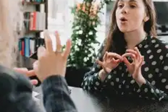 Ipuin-kontaketa saioa, Zeinu Kaxa-ren eta Arabako Gorrak-en eskutik: "Ipuinak, zeinuz eta soinuz"