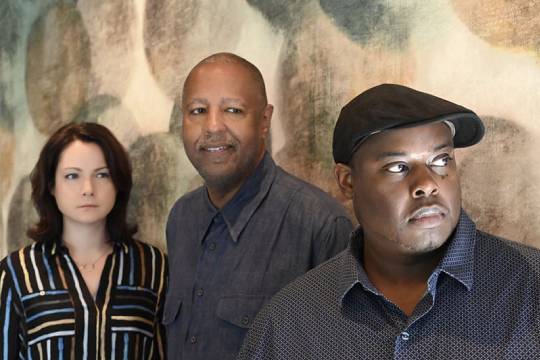 Kris Davis Trio: "Run the Gauntlet"