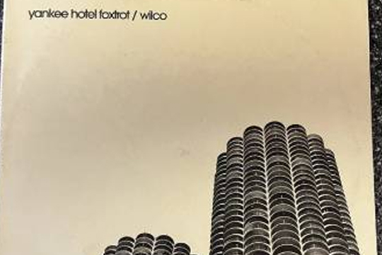 "LParen kluba" 2024-2025: "Yankee hotel foxtrot" (Wilco)