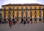 Acceso a Kultur-Etxe Ram�n Mar�a Labayen