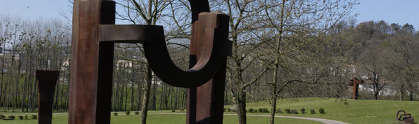 CHILLIDA LEKU MUSEOA, BURDINA BELAR GAINEAN