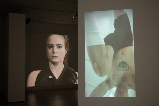 "Es el cristal. Ella", Exposici&oacute;n de Pablo Marte