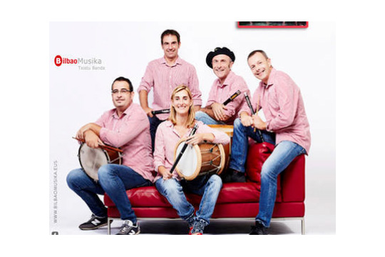 Banda de Txistularis de Bilbao: "ESKU-BURDINAK"