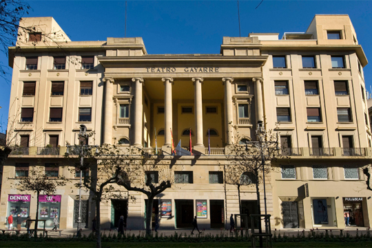 "Cr&oacute;nica de un aniversario. Teatro Gayarre 1932-2022"