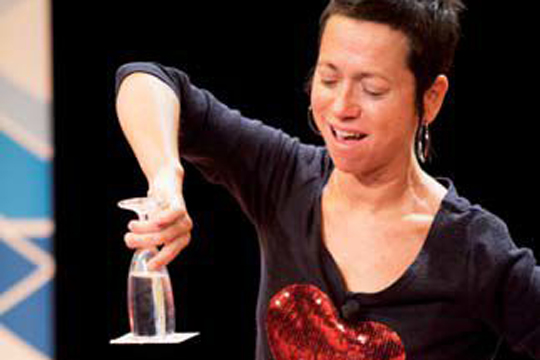 Sesi&oacute;n de cuentacuentos para p&uacute;blico infantil con Ana Galarraga: "Marikalanbre bizitzaren laborategian"