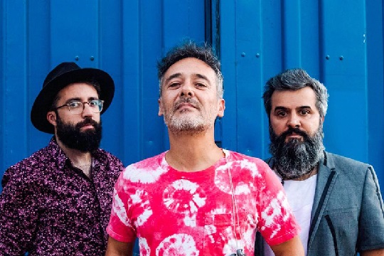 RoofTop Musik 2023: Santi Balmes, Juli&aacute;n Saldarriaga y Dani Ferrer (miembros de Love of Lesbian)