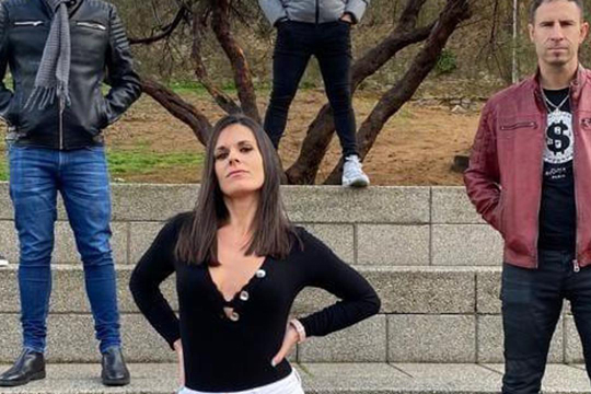 La Nevera Vac&iacute;a + Cruce de Miradas + Tupperware