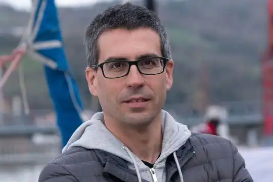 Presentaci&oacute;n del libro "Vuelta al pa&iacute;s de Elkano" de Ander Izagirre