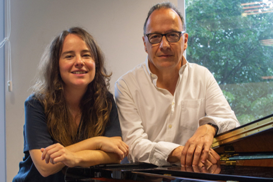 Olatz Salvador & I&ntilde;aki Salvador: "Familia artean"