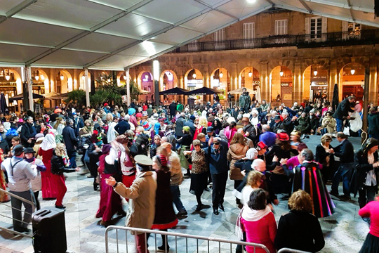 Und&eacute;cimo GRAN BAILE SOCIAL del CARNAVAL de BILBAO