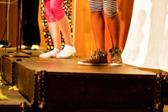 Cursos de verano 2024 UPV/EHU: "GORA TELOIA! Gu&iacute;a para hacer teatro en los centros escolares"